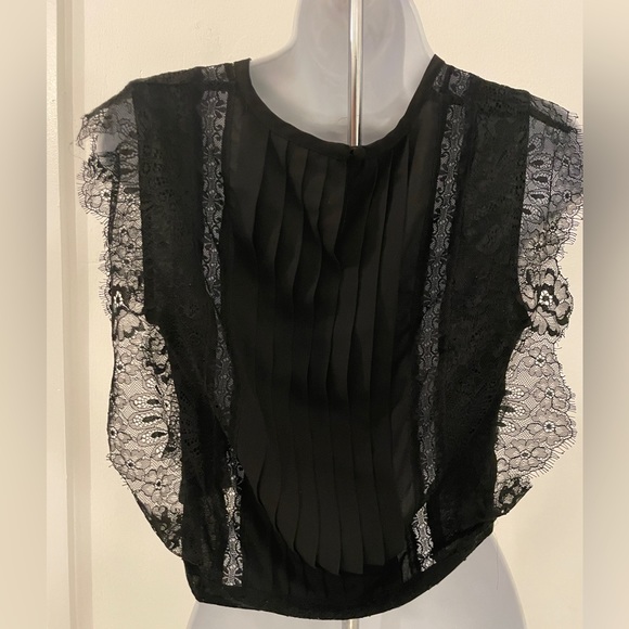 Zara Basic lace top - Picture 3 of 3